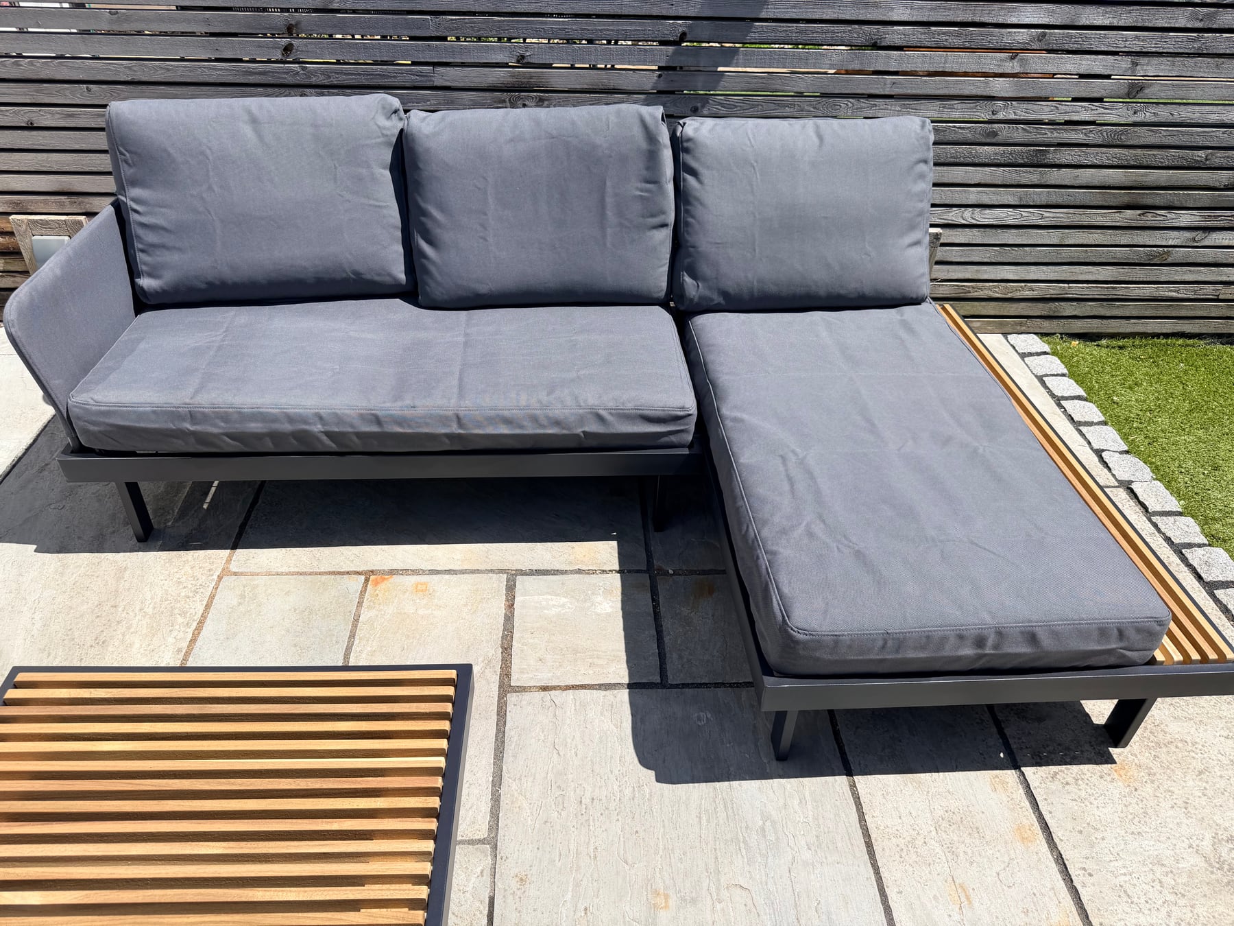 Garden furniture assembly